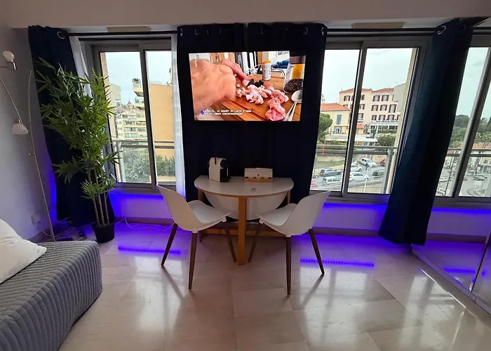 Little French Riviera Apartment Cannes